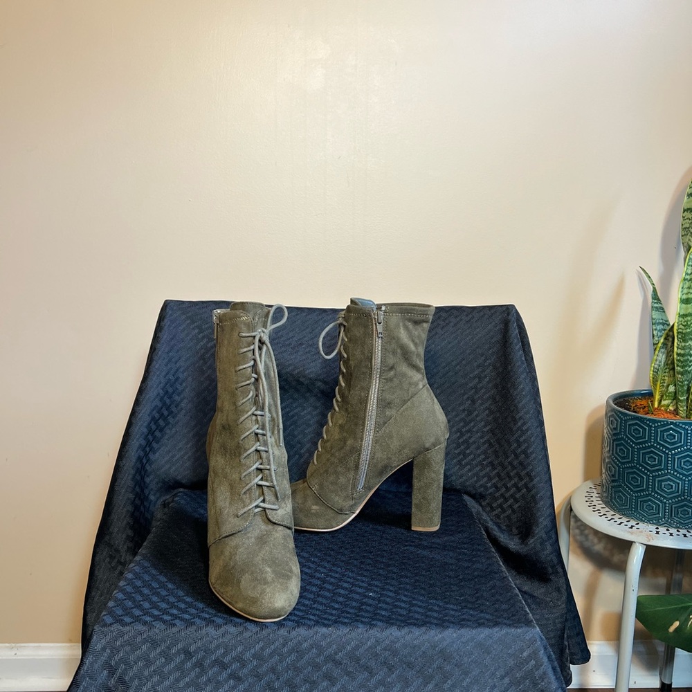 Steve Madden Green Lace-Up Boots